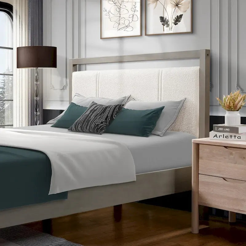 Lit plateforme Queen avec tête de lit en tissu bouclé et cadre en bois gris